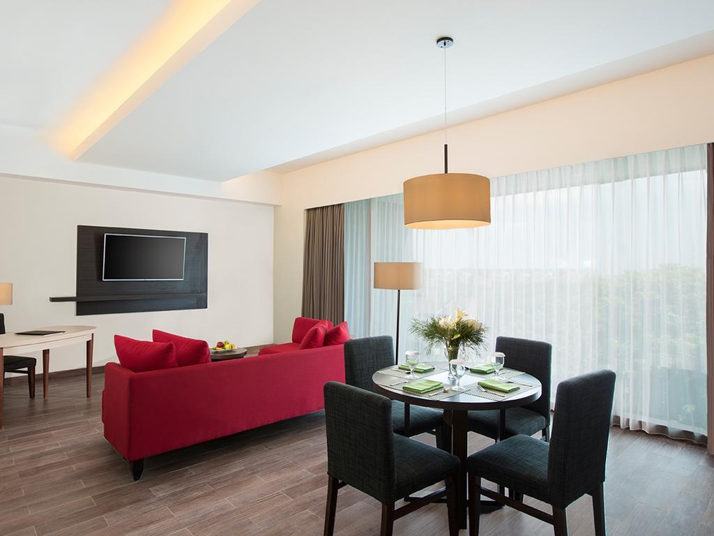 Hotel Santika Pekalongan Εξωτερικό φωτογραφία