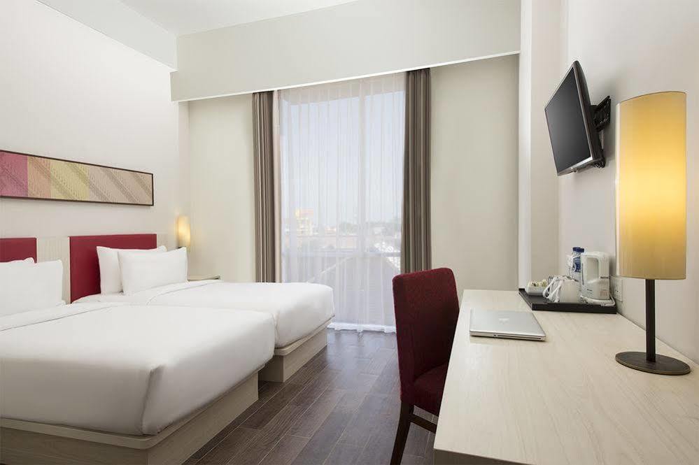 Hotel Santika Pekalongan Εξωτερικό φωτογραφία